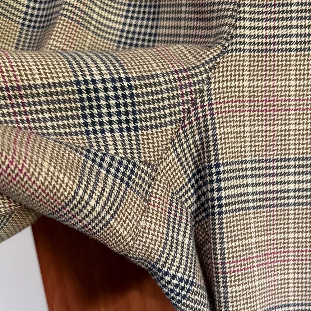 NWOT Women’s Old Navy Plaid - Brown - Picture 3 of 4